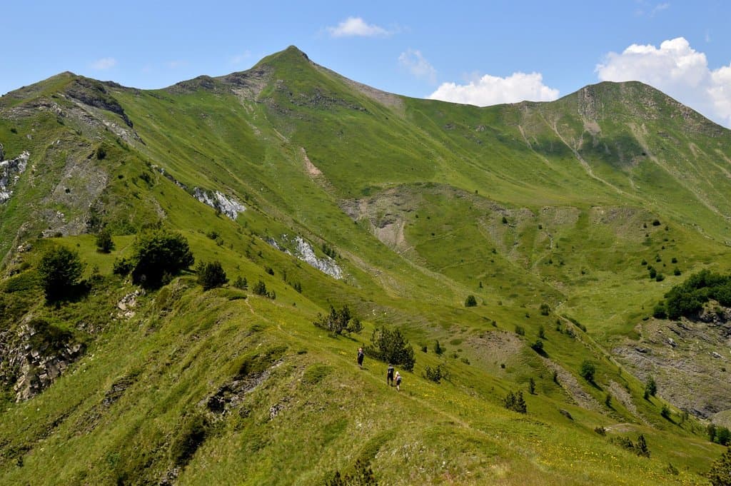 Stunning Popadija ridge above Grbaja