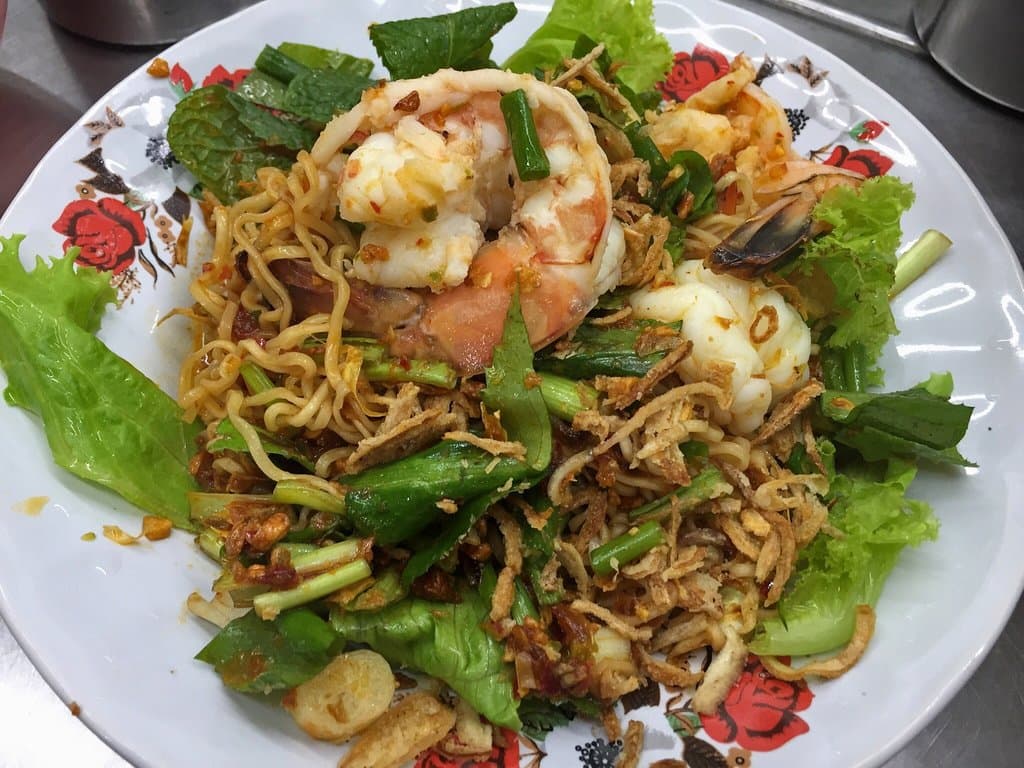 Hong Khao Tom Pla Restaurant