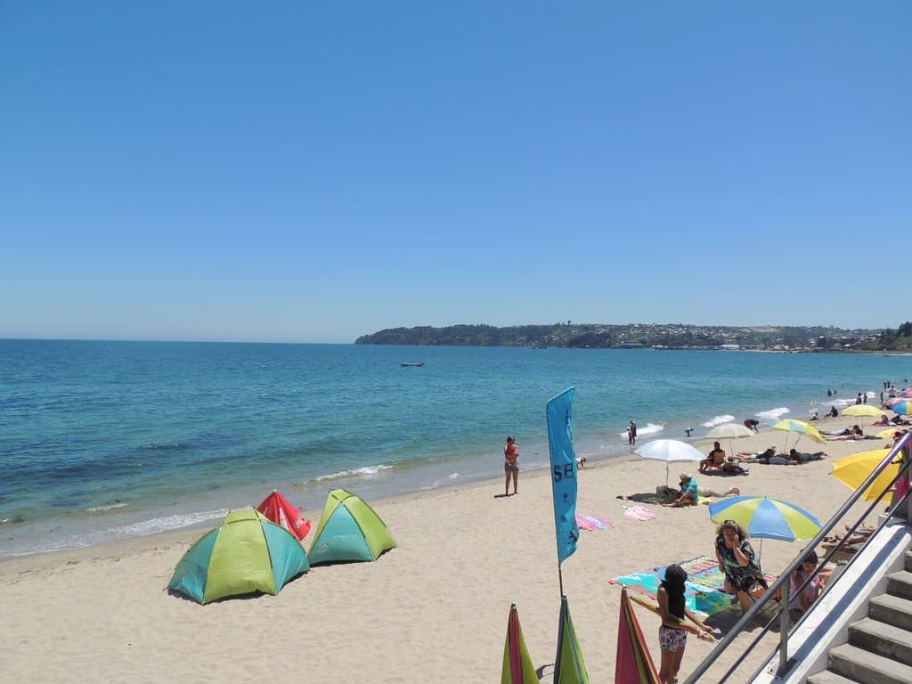 Playa Bellavista de Tomé, Octava Región de Chile, a 45 minutos de la Capital regional Concepción