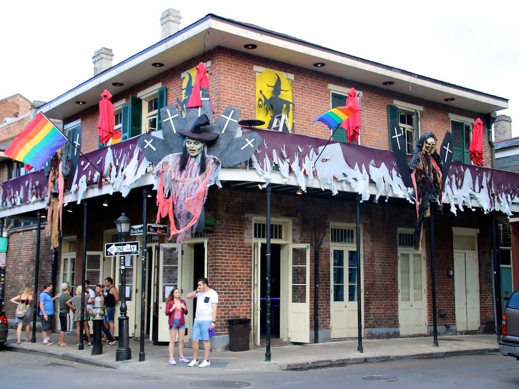 Marie Laveau's House of Voodoo / Angle rue Bourbon - rue Sainte Anne