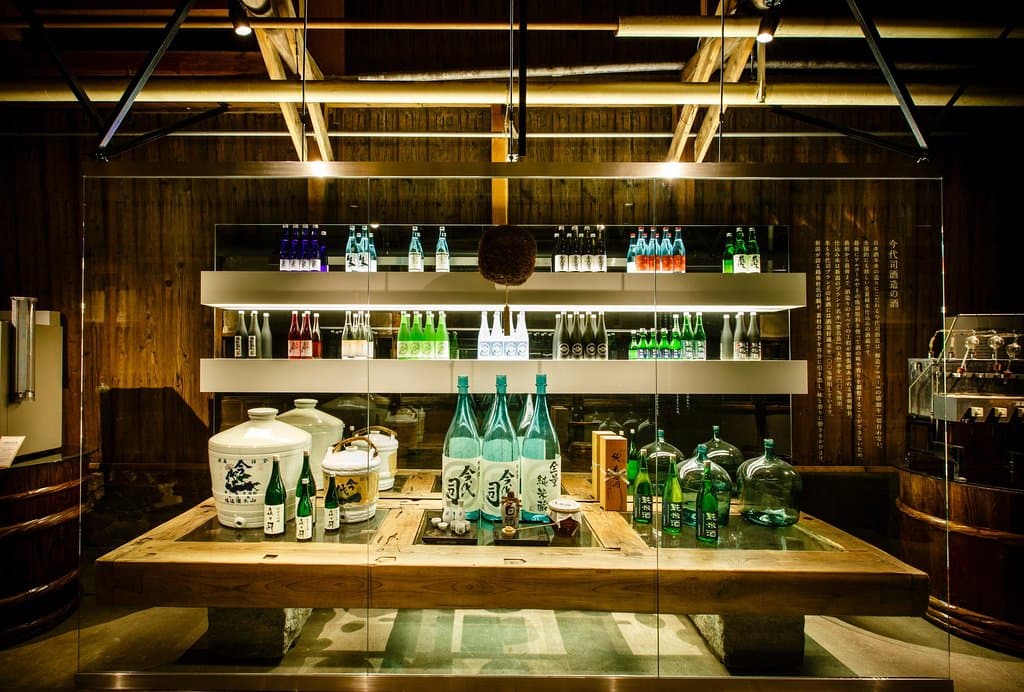 お酒はもちろん、デザインにもこだわっています