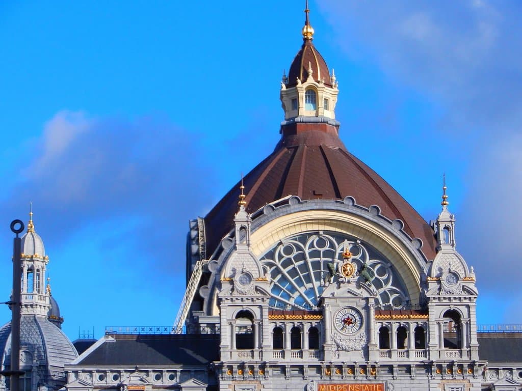 Amazing train station!!!