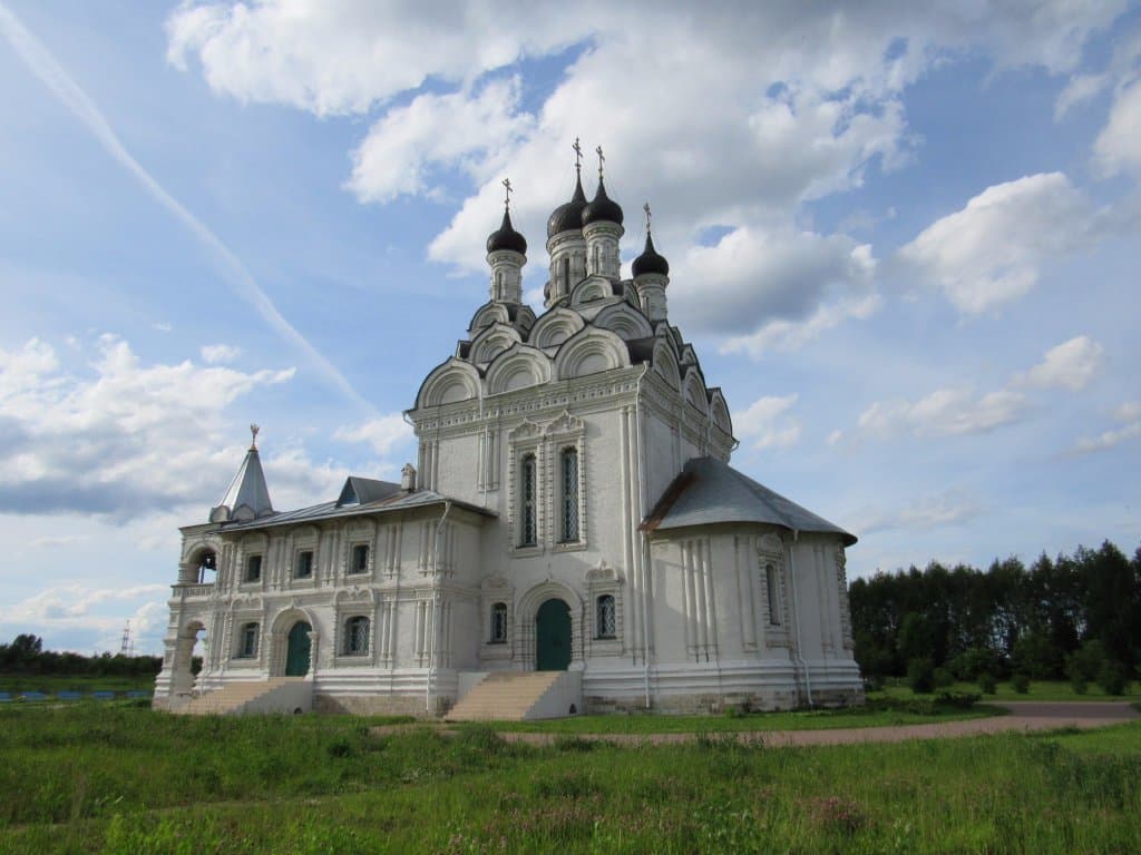 Храм в Тайнинском