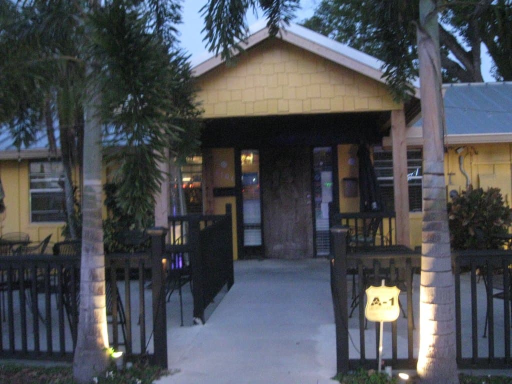 Entrance to Fireside Pizza Cafe