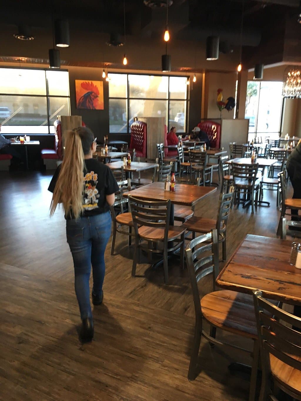 Lo-Lo's Chicken & Waffles