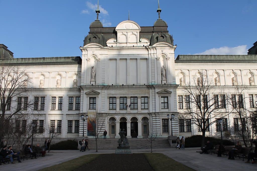 National Gallery Square 500