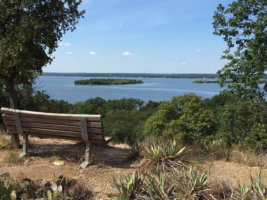 scenic walk and rest area, Eagle Mountain Lake
