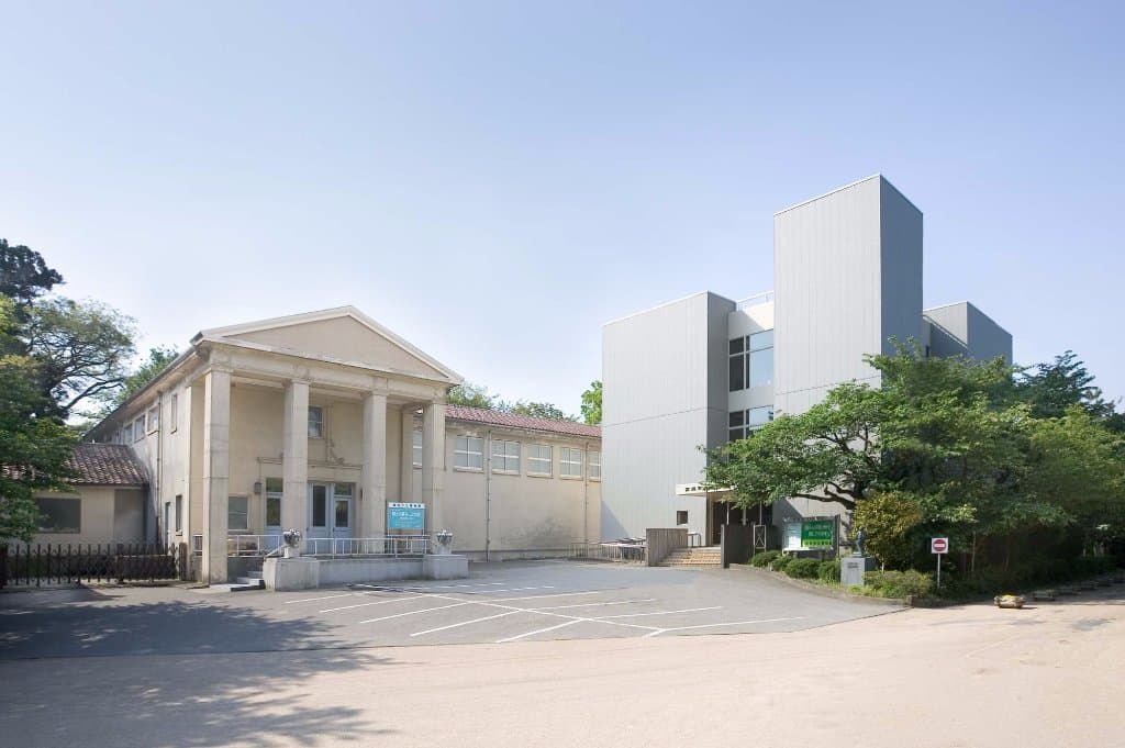 高岡市立博物館