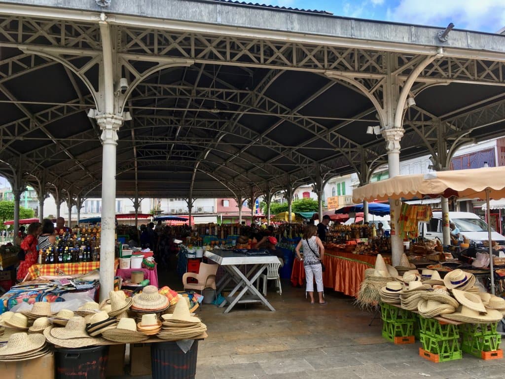 Markthalle mit regionalem Angebot
