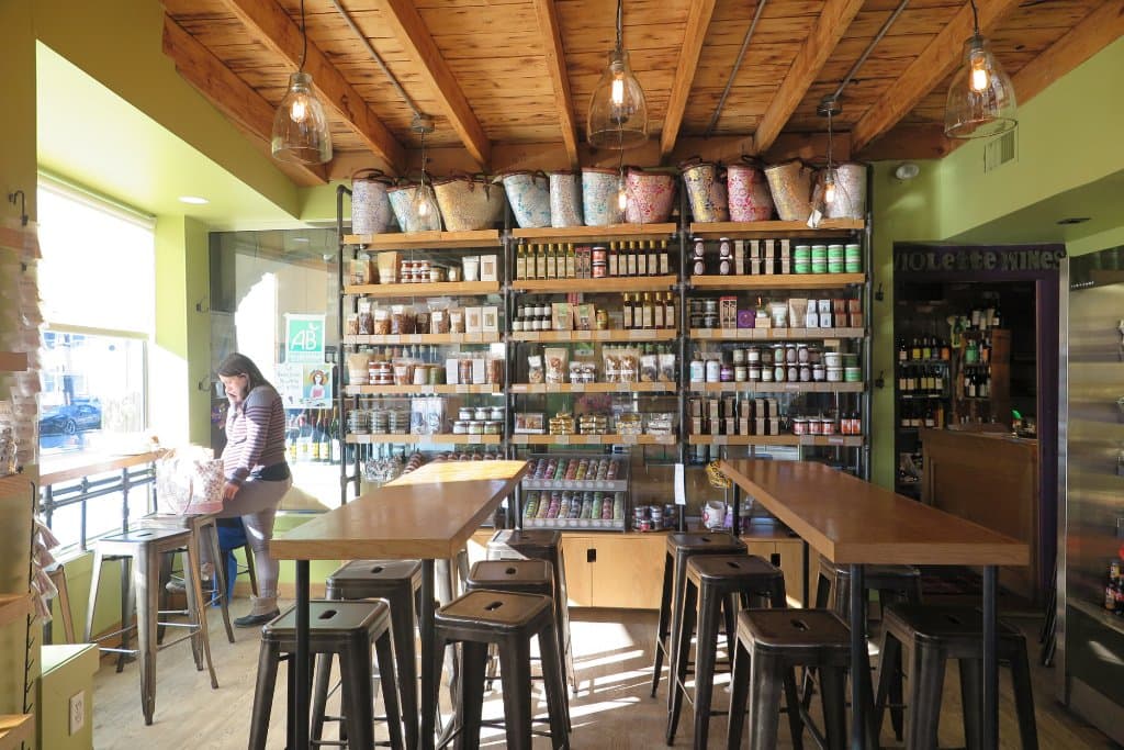 Preserves, oils and vinegars