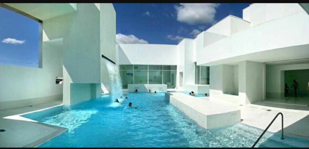 Les Bains des Docks