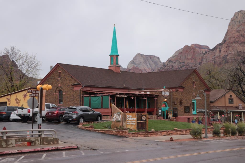 Zion Pizza & Noodle Co