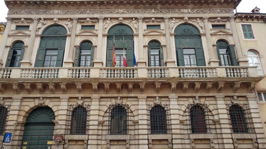Palazzo Bevilacqua