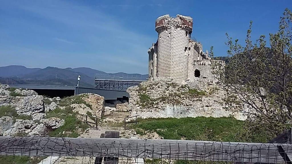 Castel Gavone Ruins