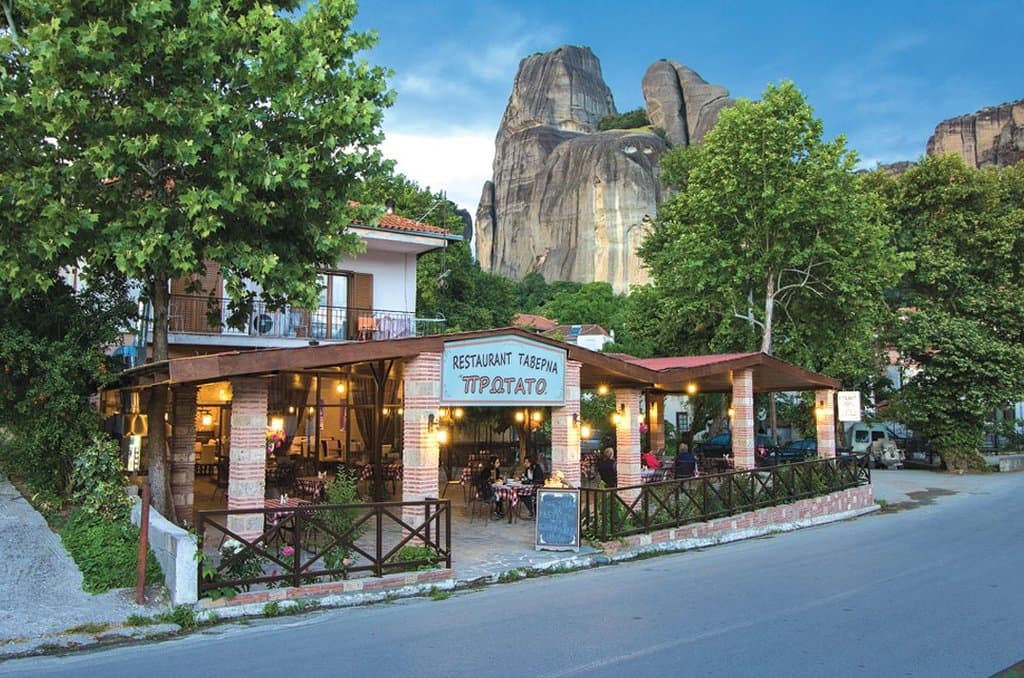Ταβέρνα Πρωτάτο, εξωτερικός χώρος