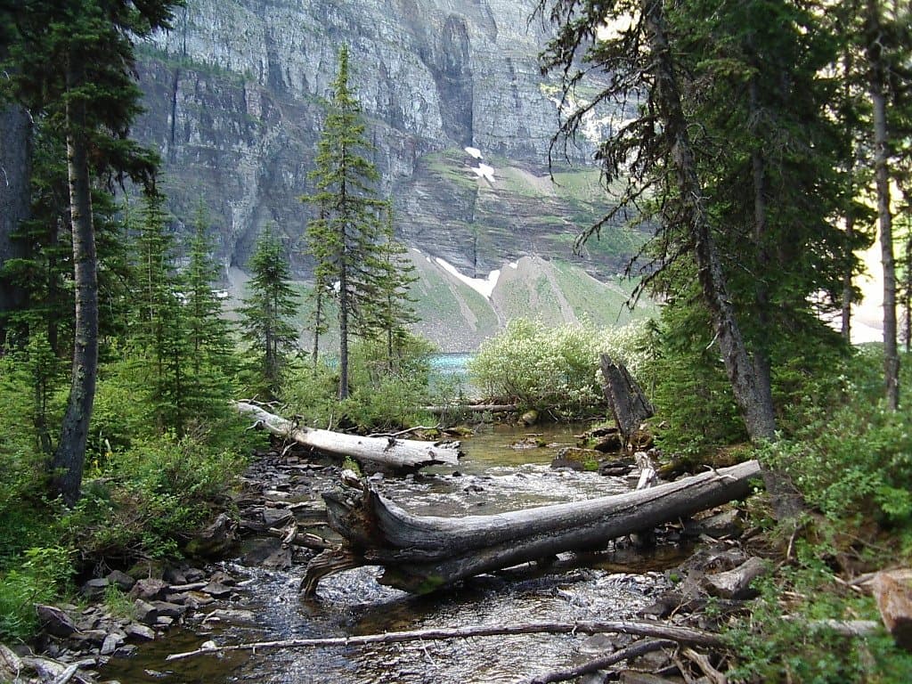 The approach to Wall Lake
