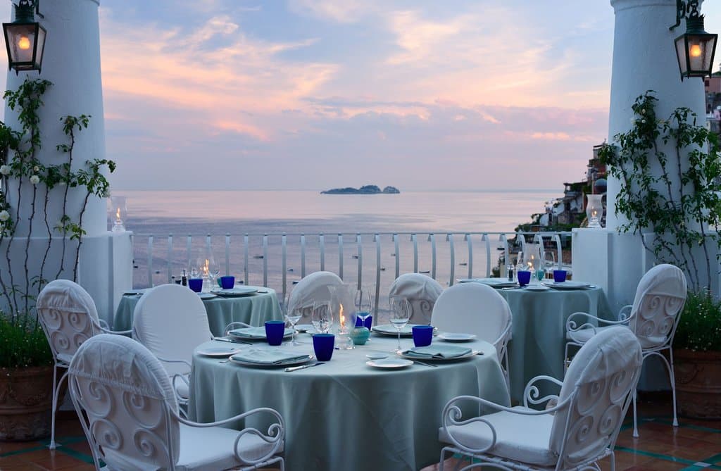 Soft evenings with the sun going down at La Sponda. 