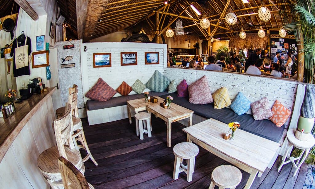 Nalu Bowls interior, right next to Dojo Coworking space