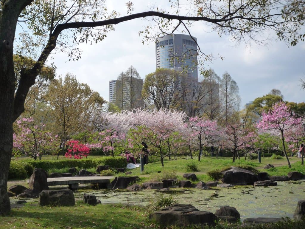 池泉式の庭園