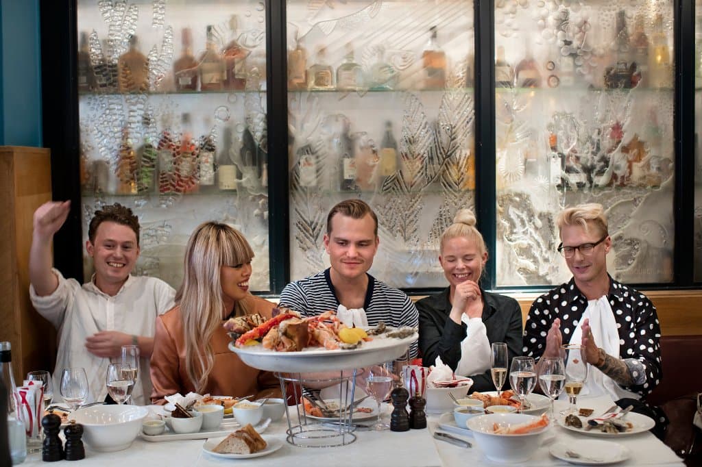 Sällskap Fotograf: Charlie Drevstam