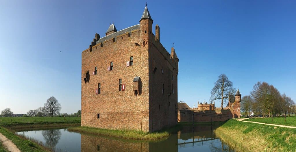 Mideval castle "Slot Doornenburgh" - April 2017