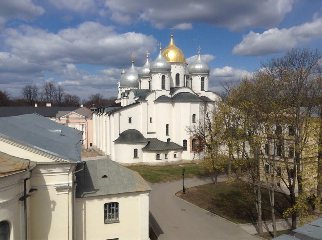 Sofiyskaya Embankment