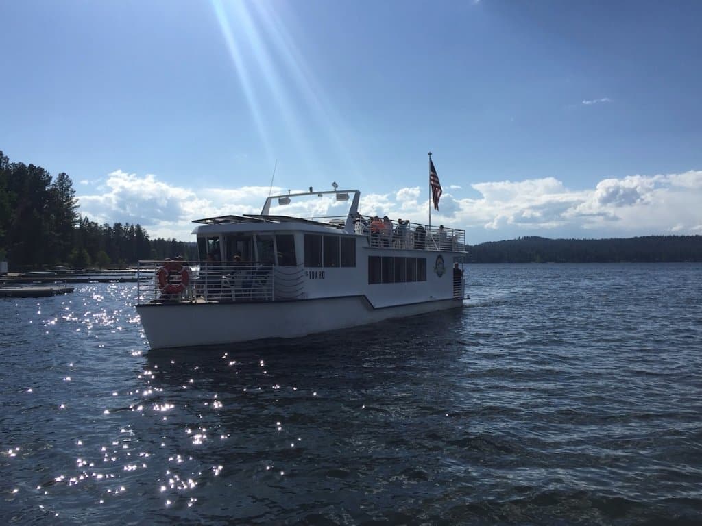 Cruising on beautiful Payette Lake