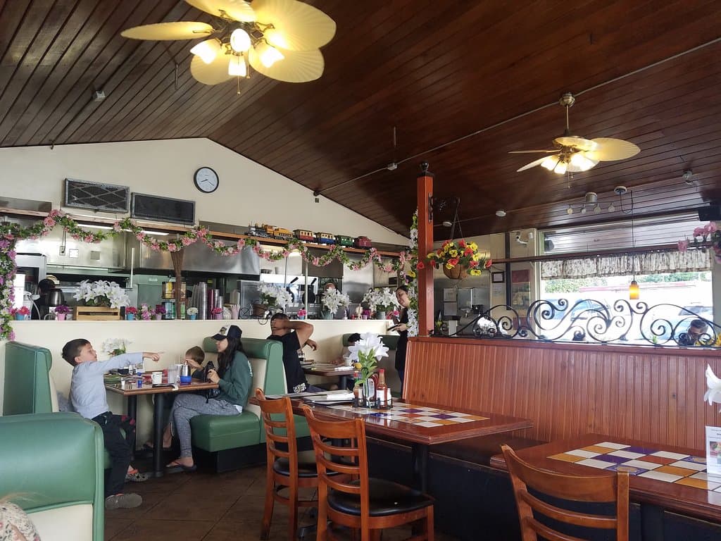 Sunrise Café - Lakewood