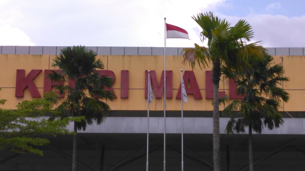 Main Entranxe