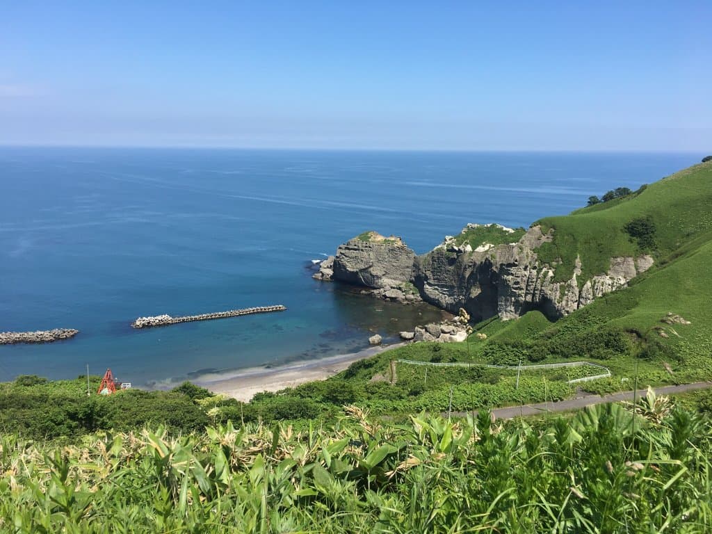 Tokkarisho Cliffs