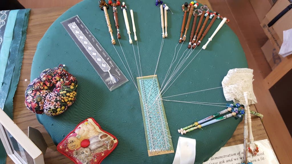 Making lace