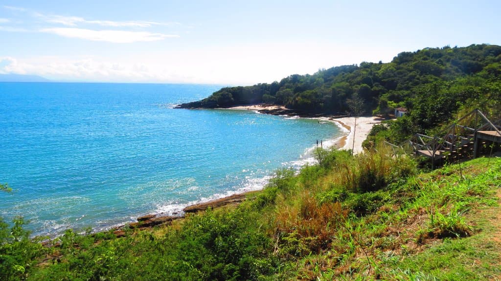 Excelente praia para passar o dia e descansar.