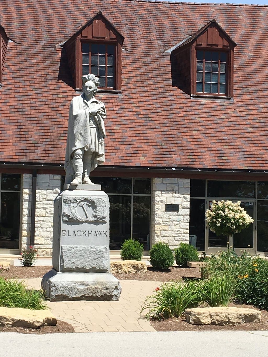 BlackHawk statue in front of museum