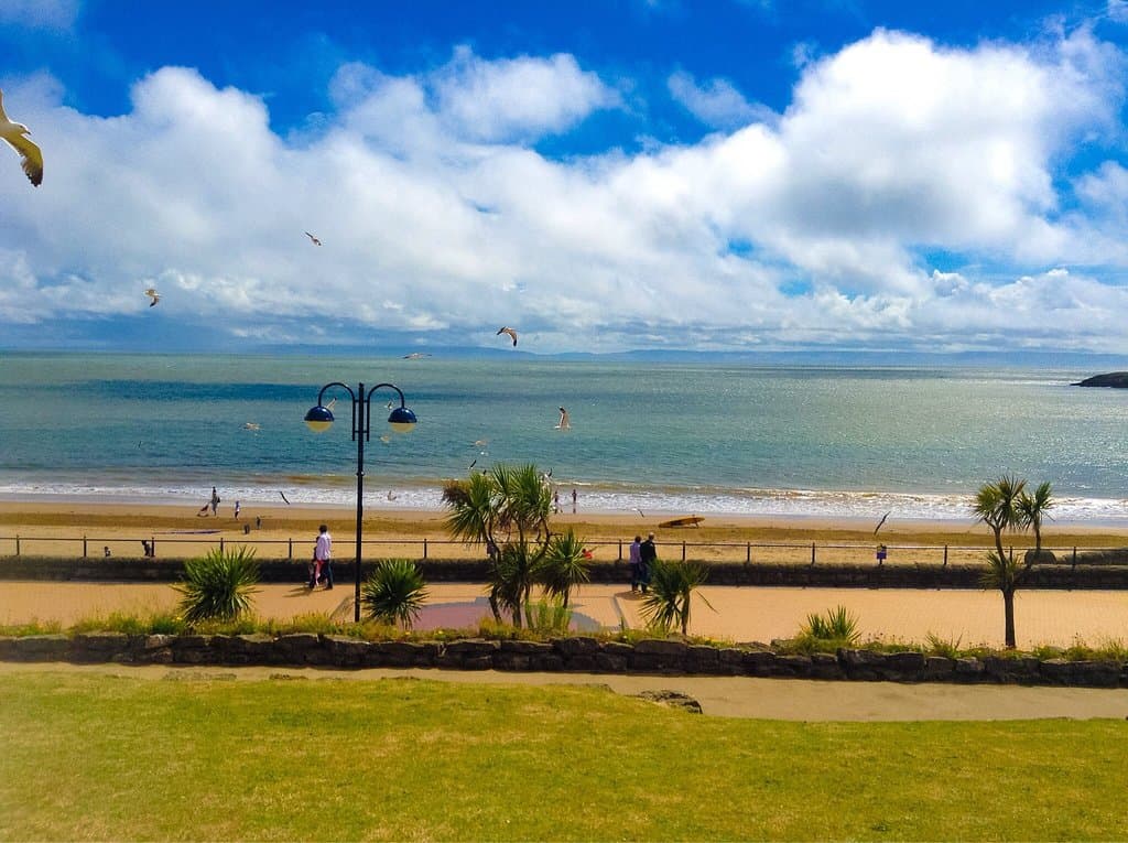 I visited Barry for the first time last year with my boyfriend and friends and we really enjoyed