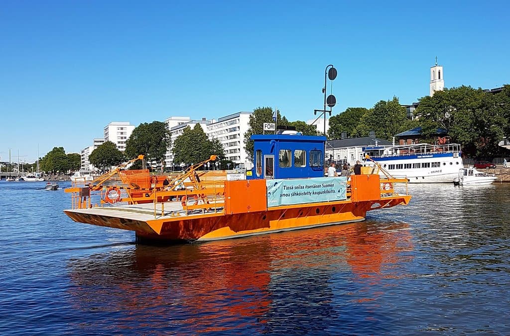 Föri in action