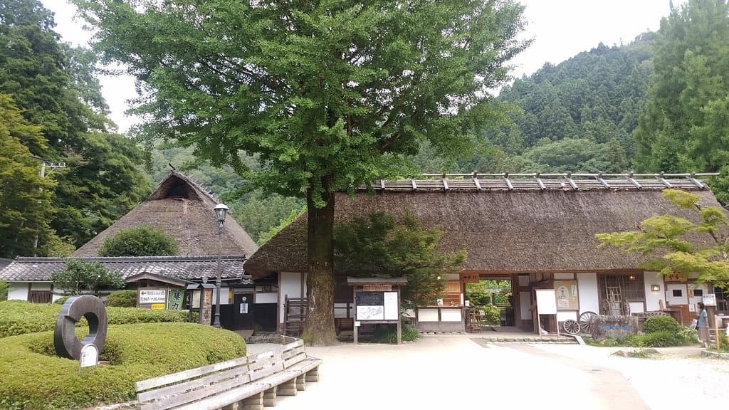 Sanshu Asuke Yashiki