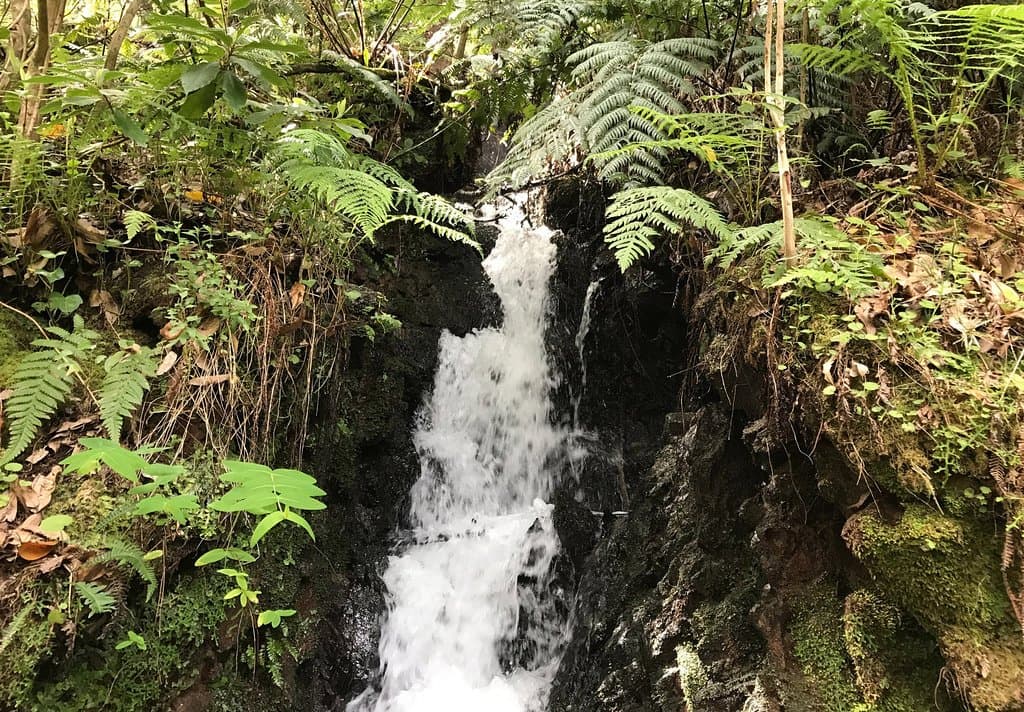 kleiner Wasserfall