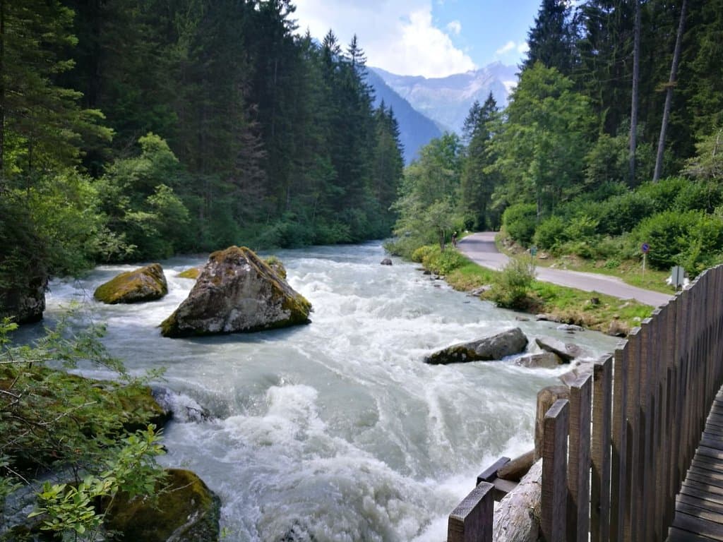 Nardis Waterfalls