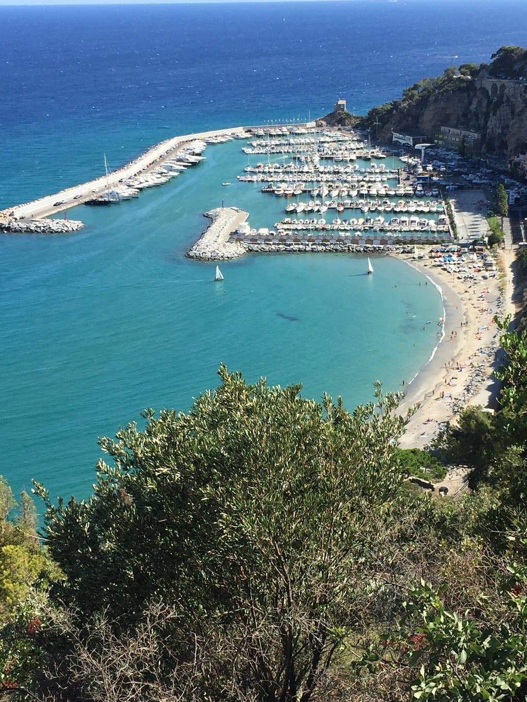 Scorci Via Julia Augusta