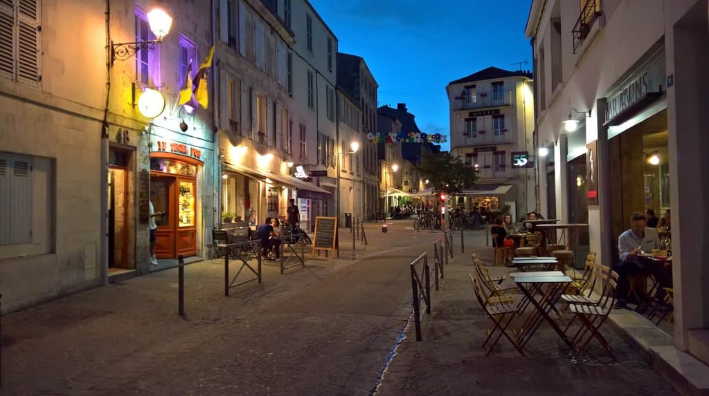 Rue St-Nicolas et bifurcation avec la Rue Sardinerie - 15 Aout 2017 