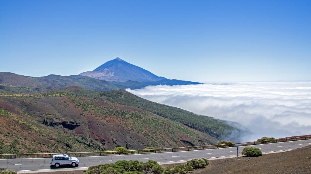 трасса TF-24 и вид на Эль Тейде