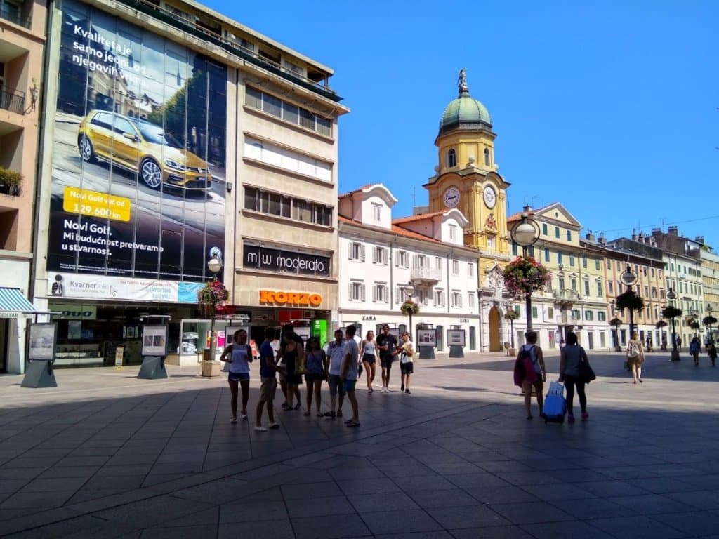 Пешеходная улица