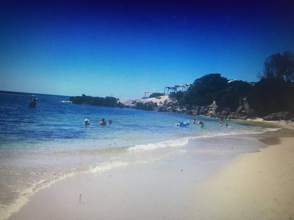 Παραλία Πετροχωρίου