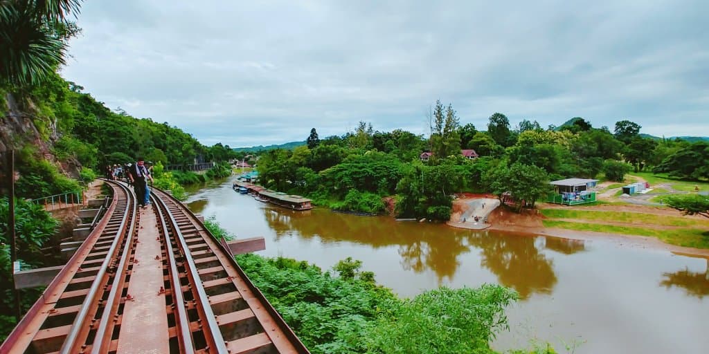 Tham Krasae (Krasae Cave) & Wang Pho Viaduct