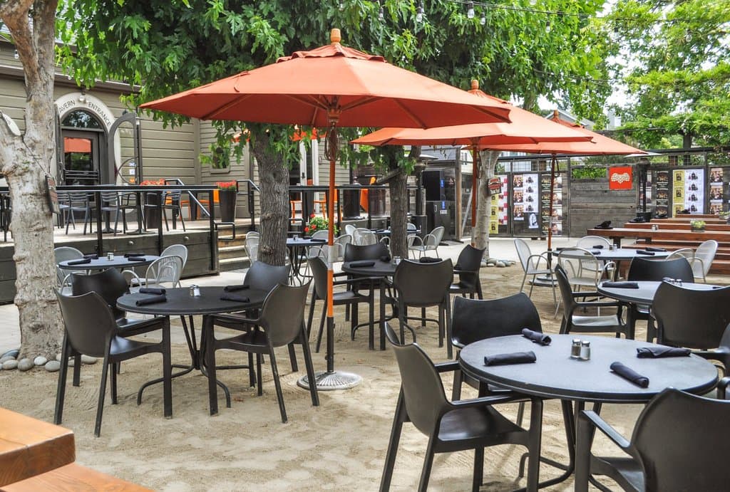 Beer Garden is a great place for lunch, dinner, hang out with friends or even events!