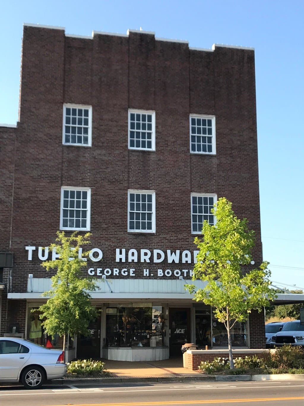 Tupelo Hardware Company