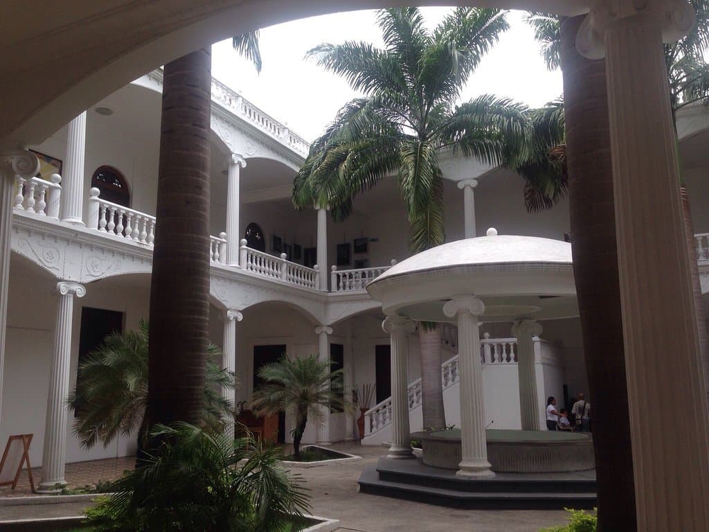 Plaza Lara