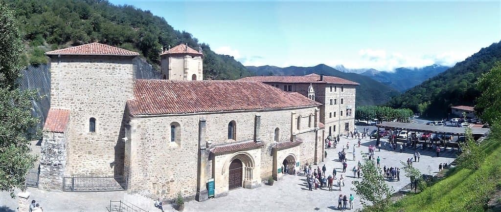 Panorámica de Santo Toribio de Liébana
