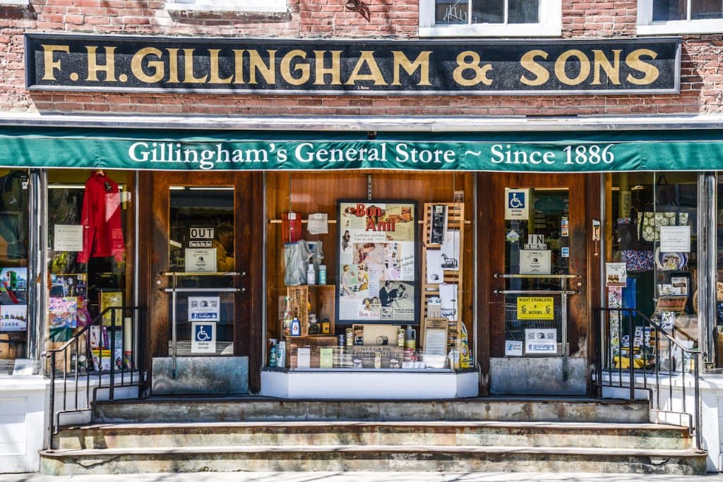 Store Front in 2017