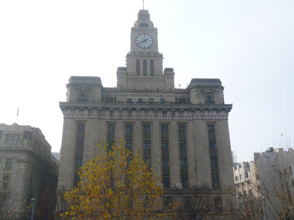 建物正面
